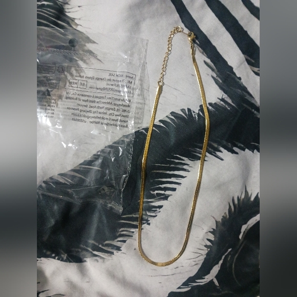 NEW Women Fashion Gold Necklace - Picture 4 of 4